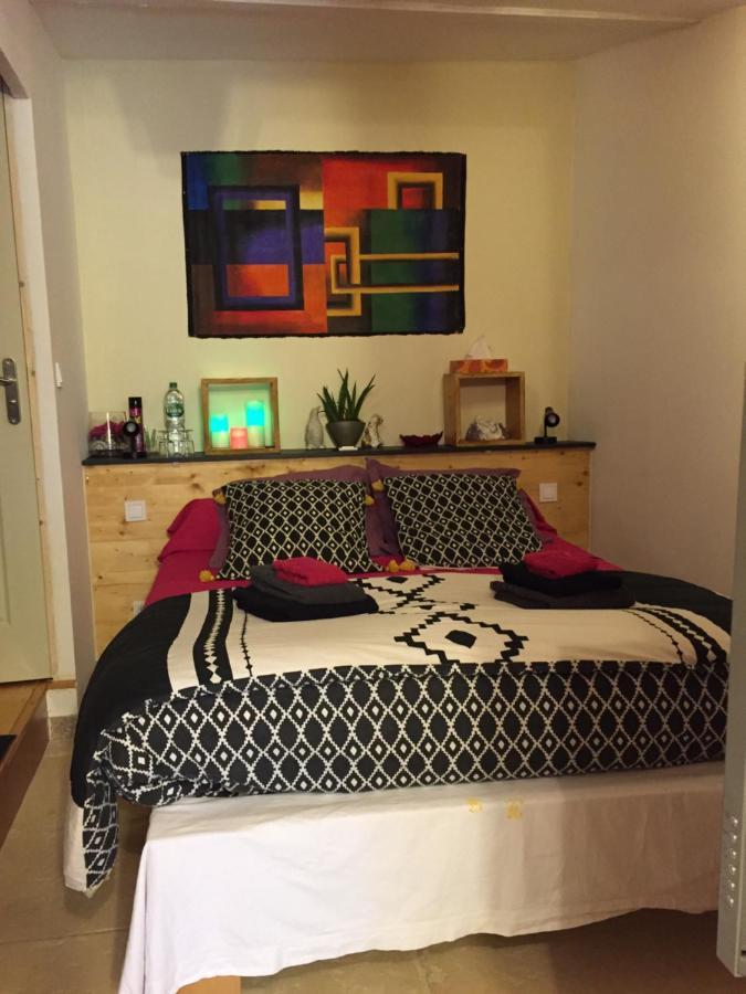 Dependance Privee - Halte Route Apartment Le Thor Ngoại thất bức ảnh
