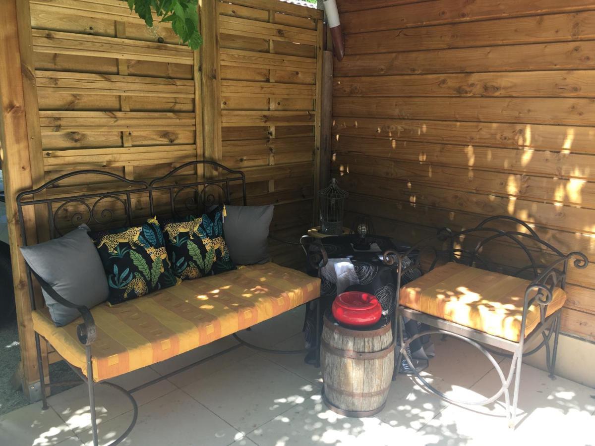 Dependance Privee - Halte Route Apartment Le Thor Ngoại thất bức ảnh