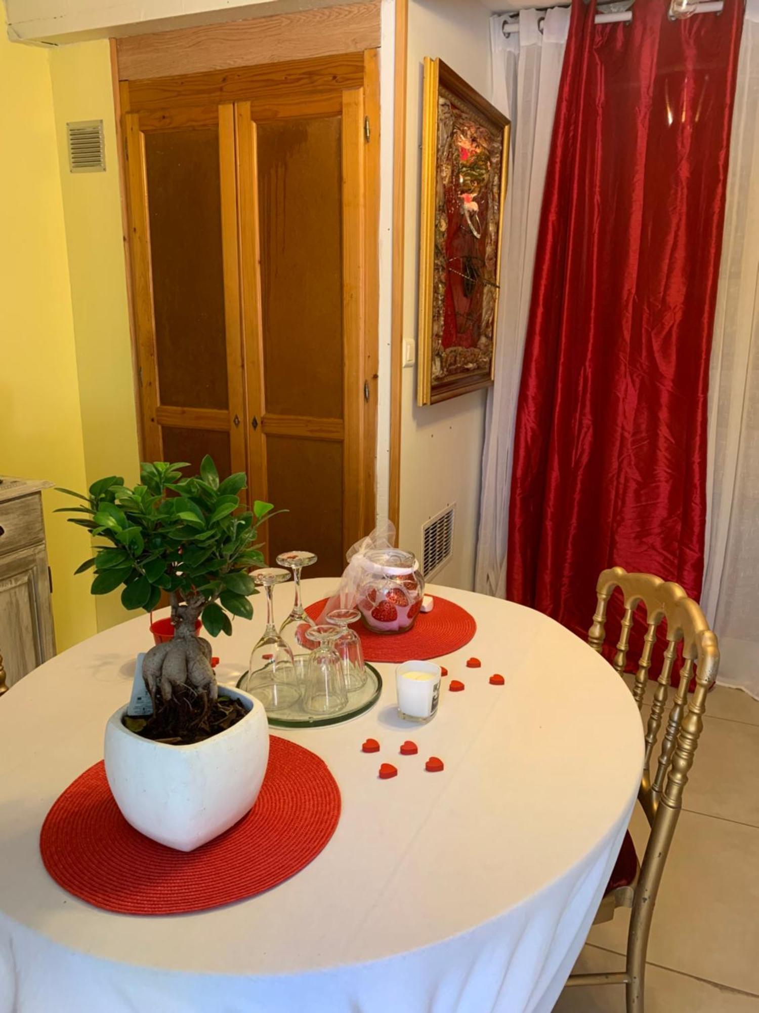 Dependance Privee - Halte Route Apartment Le Thor Ngoại thất bức ảnh